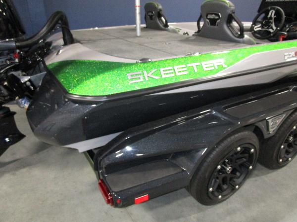 2022 Skeeter boat for sale, model of the boat is FXR20 Apex & Image # 4 of 56