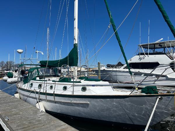 37' Pacific Seacraft, Listing Number 100915657, Image No. 3