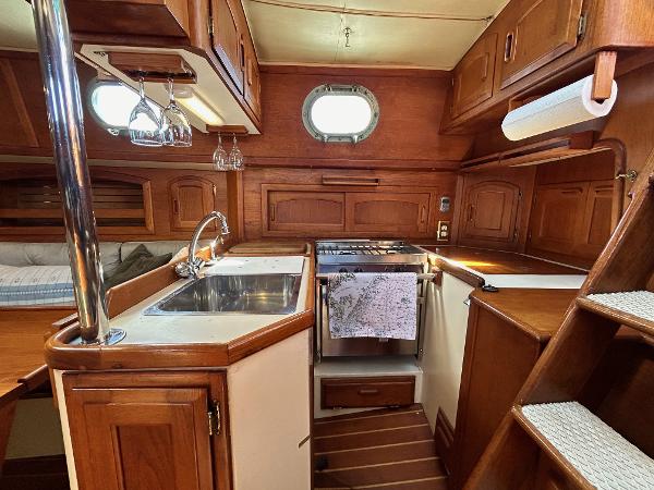 37' Pacific Seacraft, Listing Number 100915657, Image No. 24