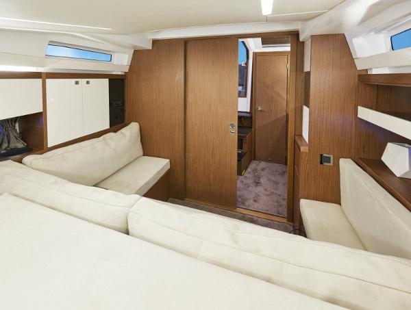 2019 Jeanneau Leader 33
