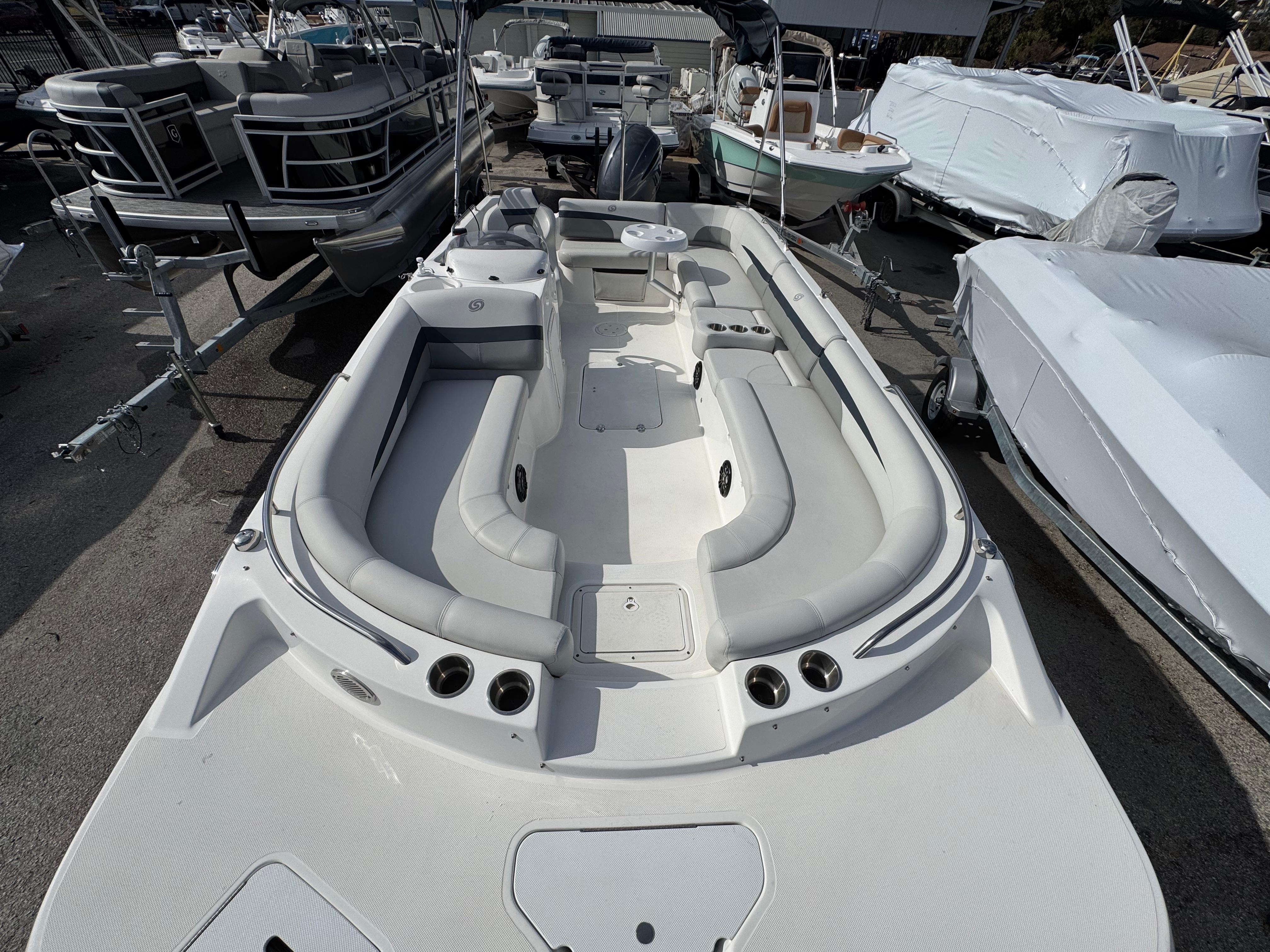 2023 Hurricane SUNDECK SPORT 201-7