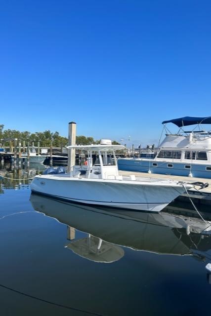 2014 Sea Hunt Gamefish 27 Forward Seating