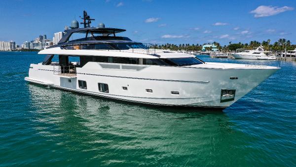 2022 Sanlorenzo SL106A