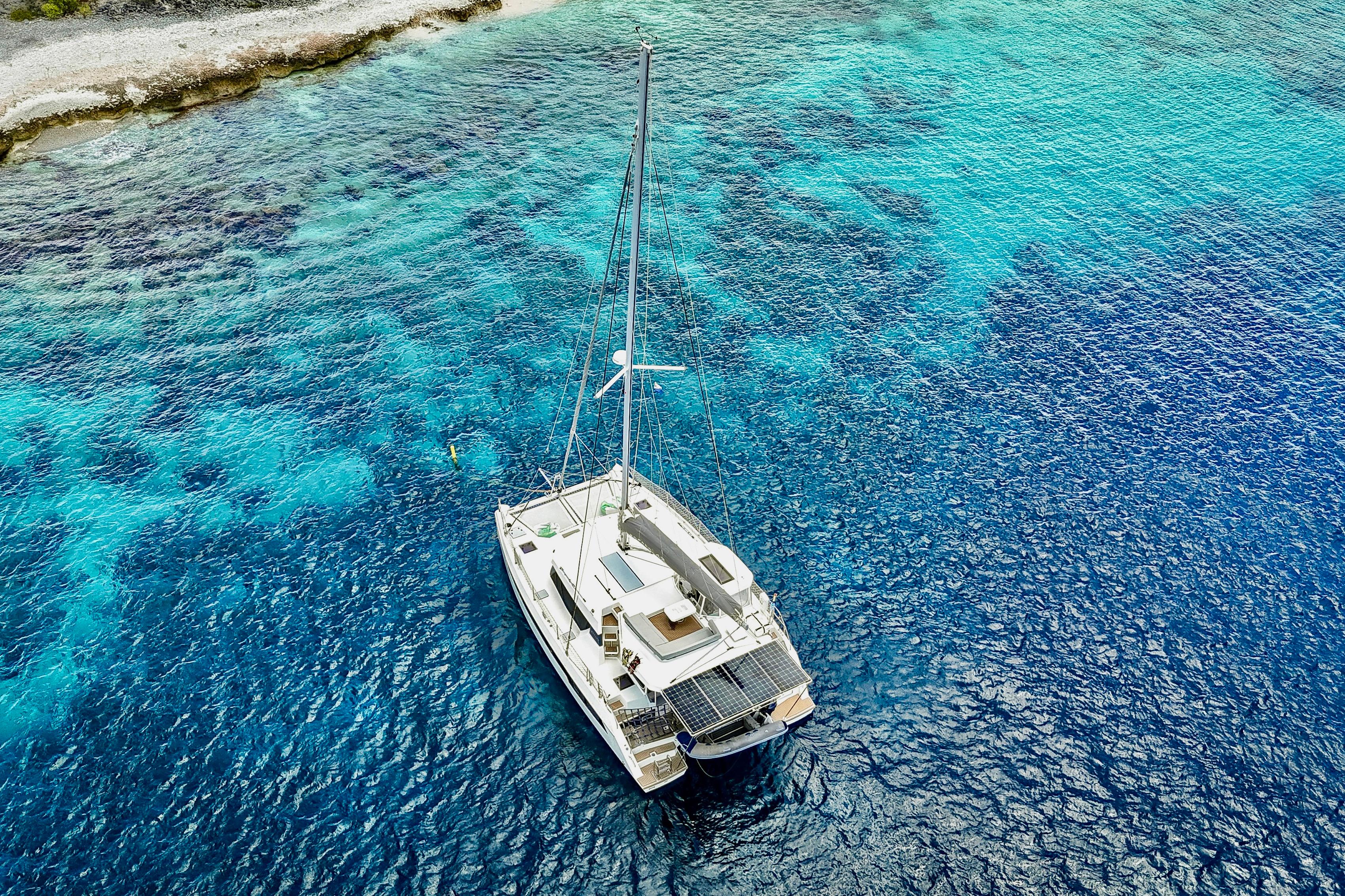 Boat image 100