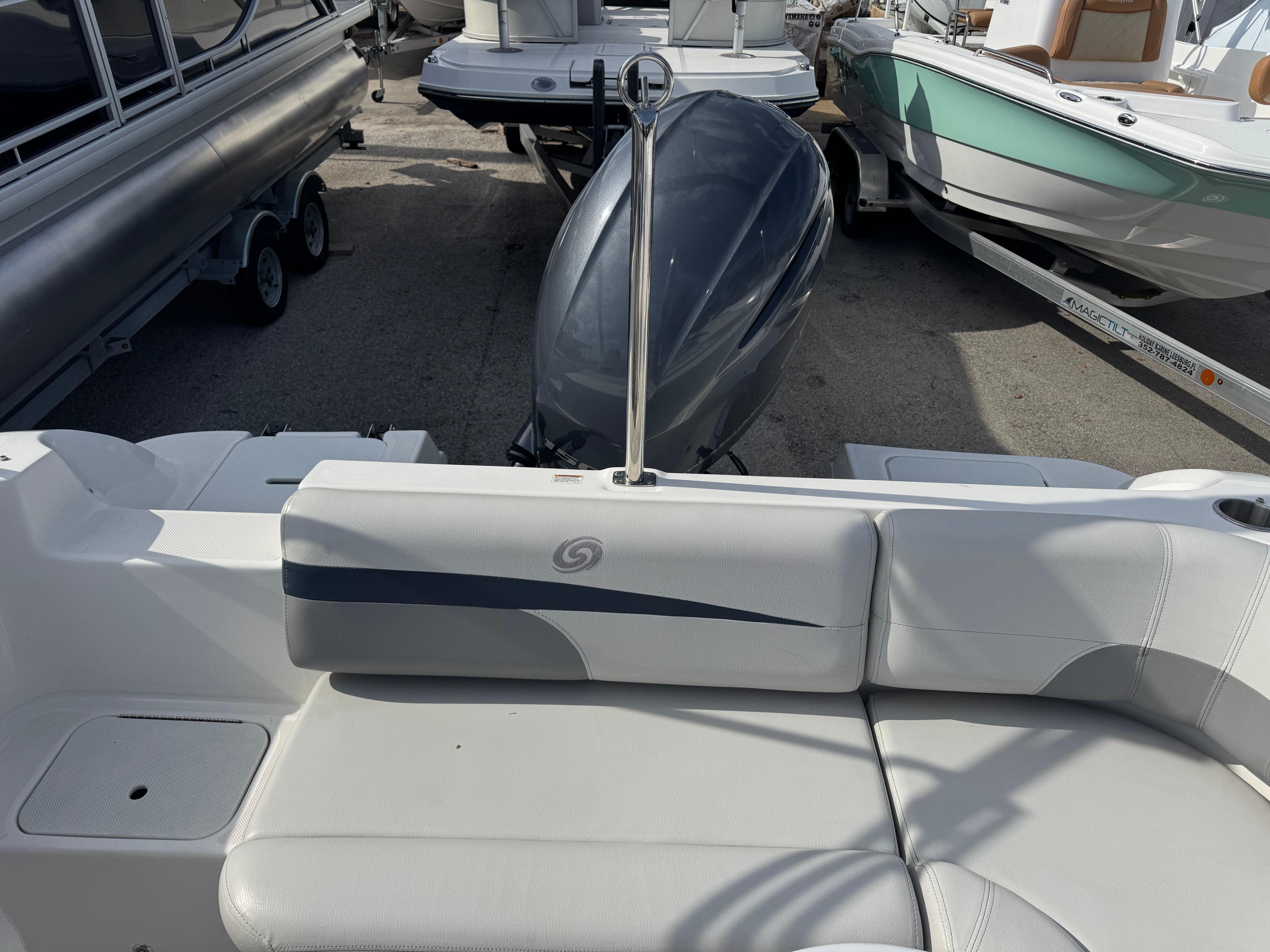 2023 Hurricane SUNDECK SPORT 201-7