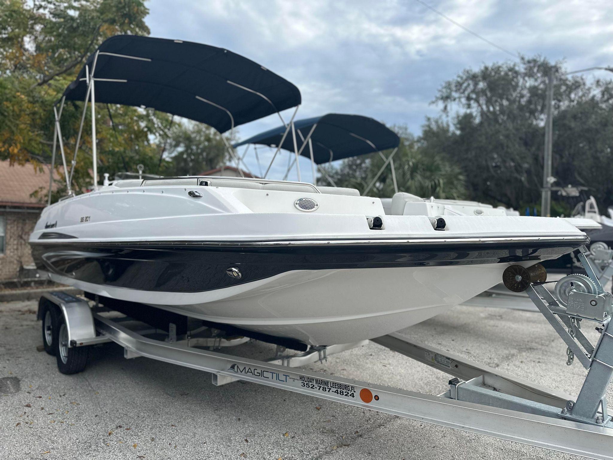 2023 Hurricane SUNDECK SPORT 201