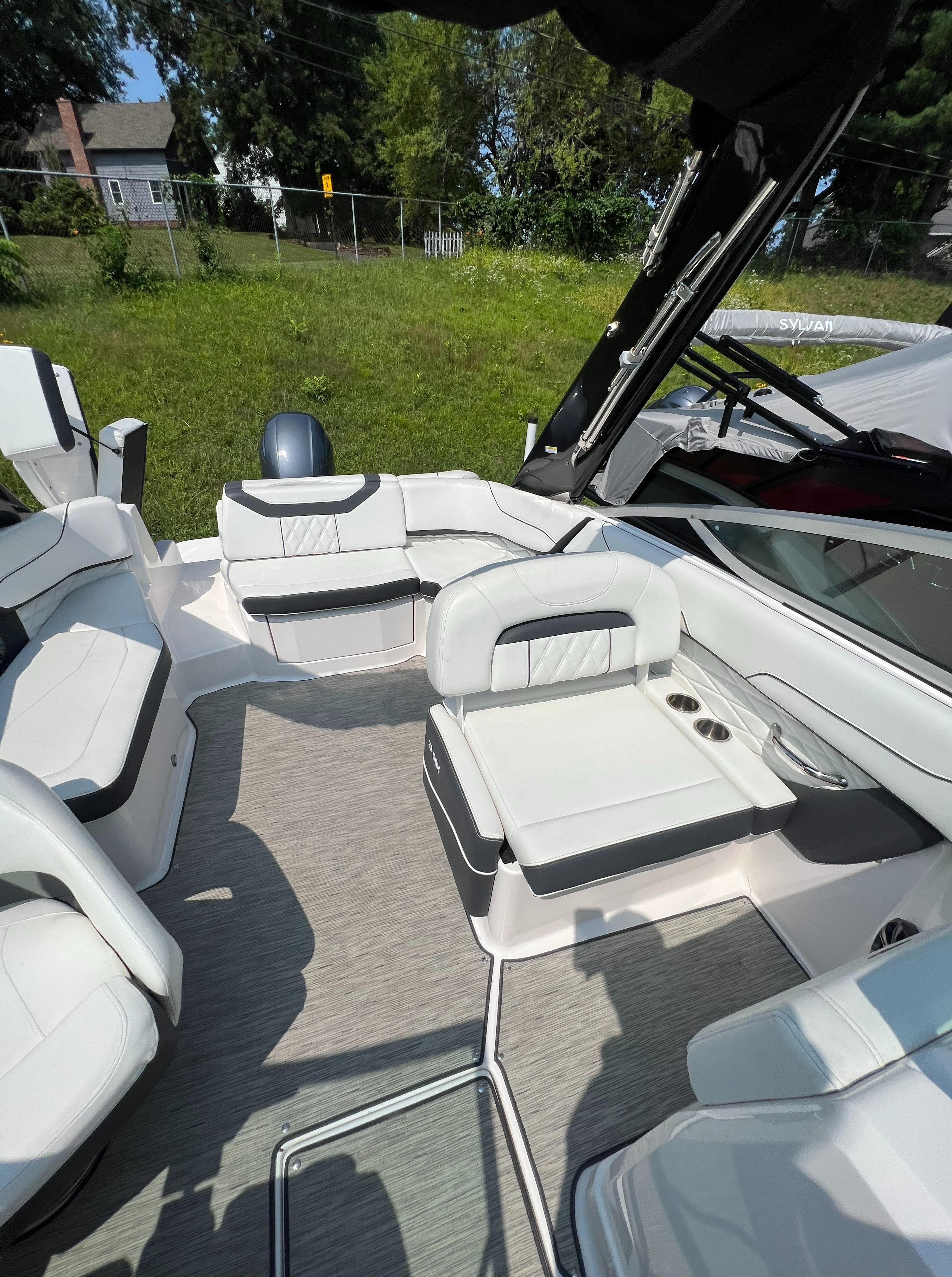 2018 Regal 23 OBX-19