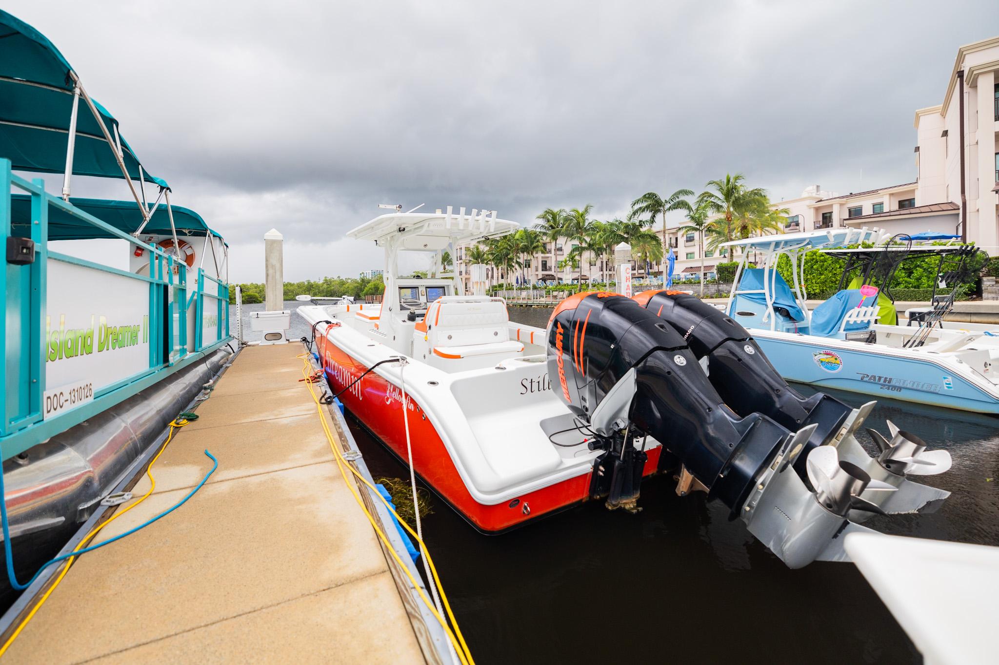 Still Dreamin Yacht Photos Pics 2015 Yellowfin 32 - Engines