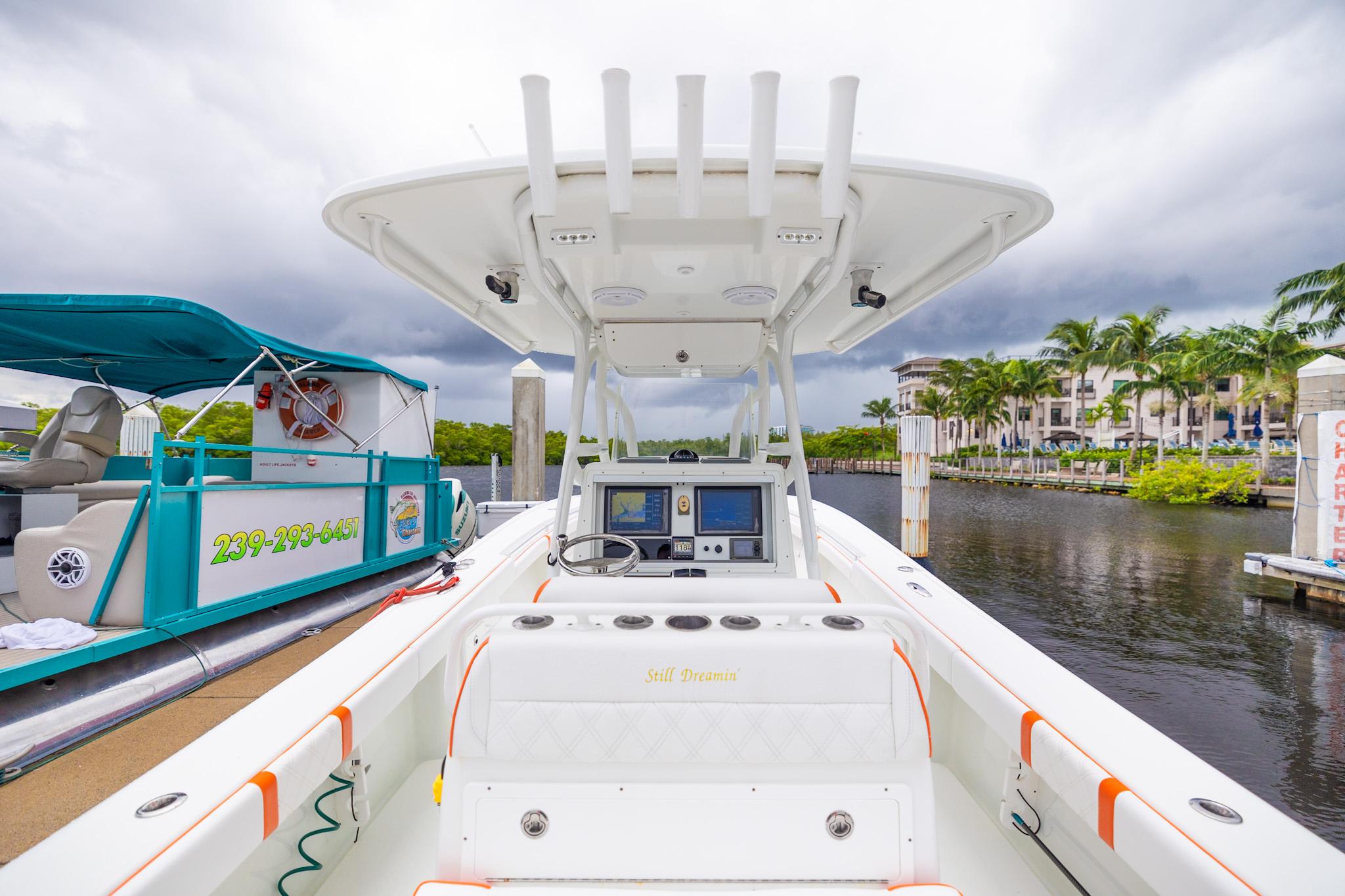 Still Dreamin Yacht Photos Pics 2015 Yellowfin 32 - Aft