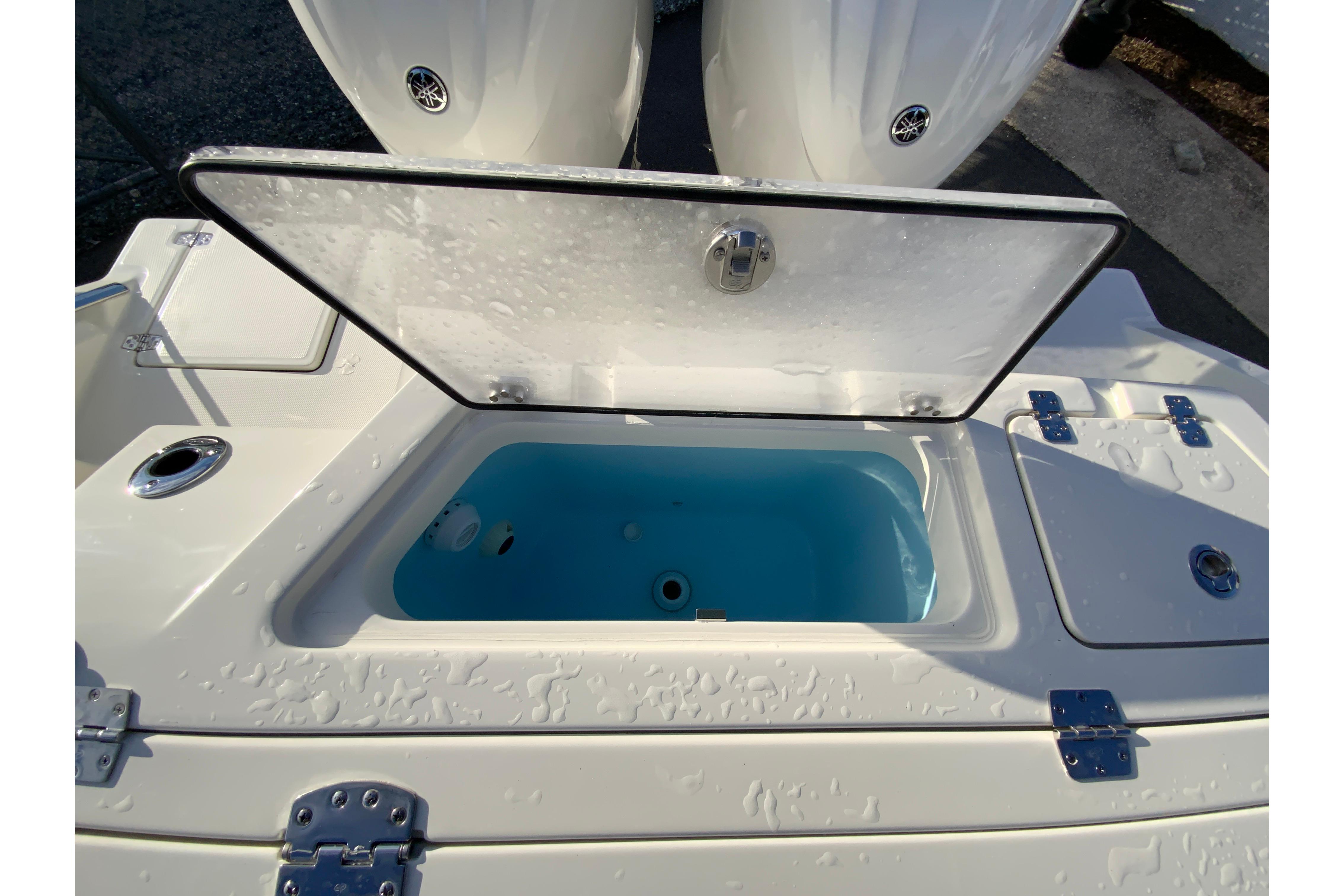 2026 Cobia 245 Center Console-15