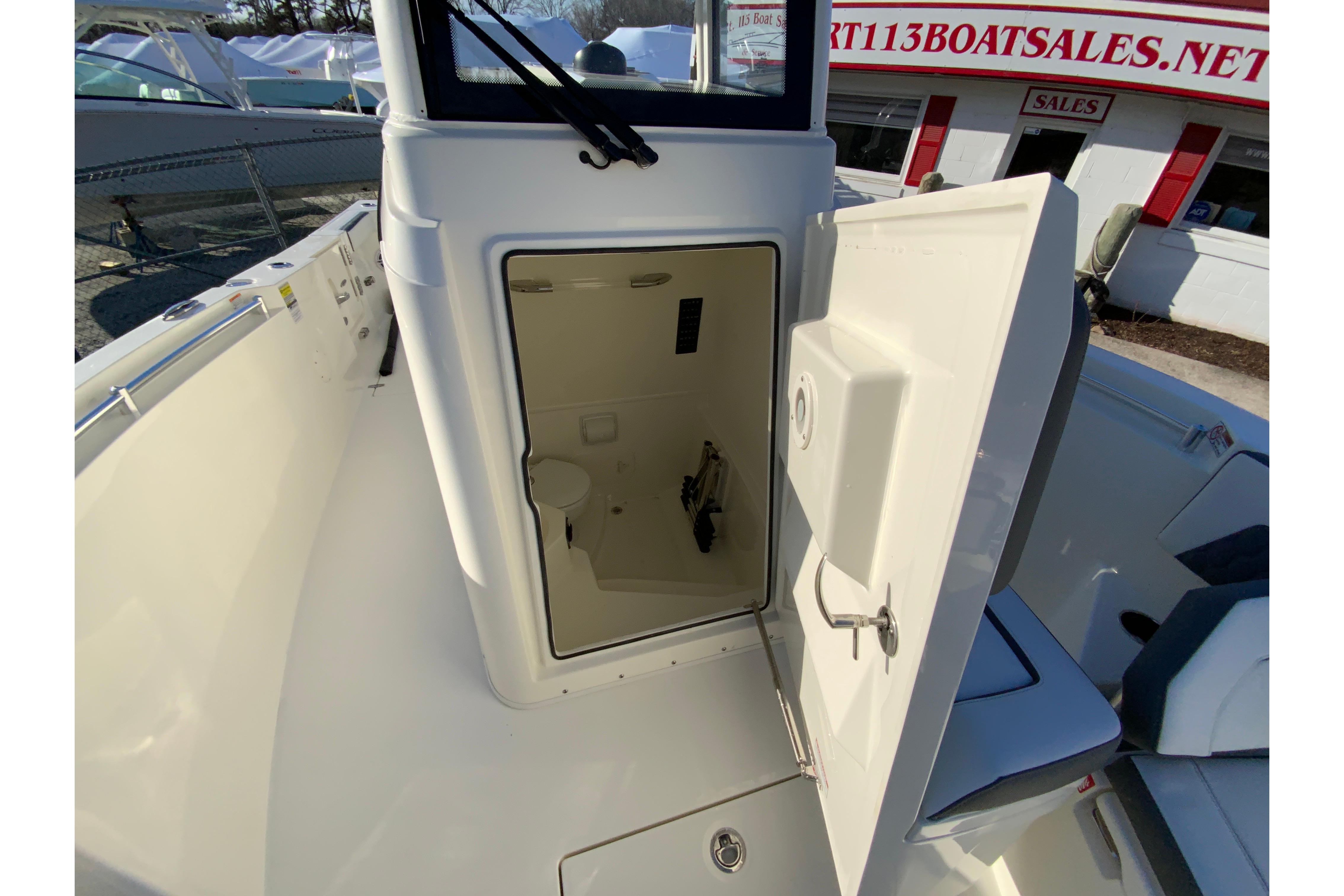2026 Cobia 245 Center Console-32