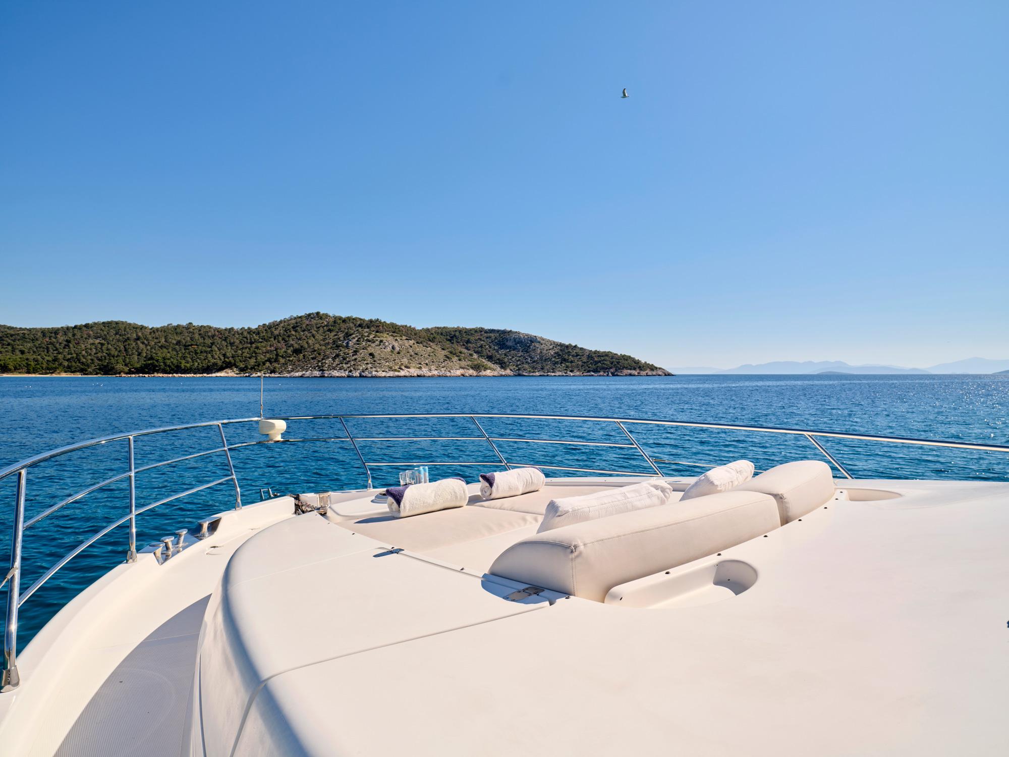 Lady L Yacht for Sale 64 Altamar Yachts Athens, Greece Denison