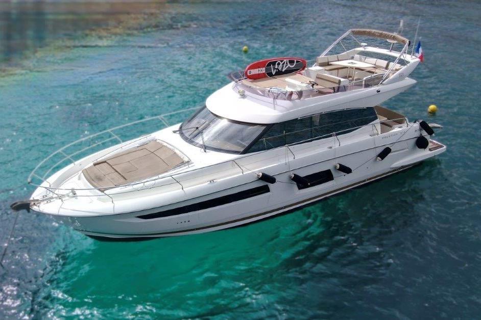 2015 Prestige 52 