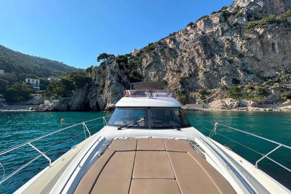 2015 Prestige 52 