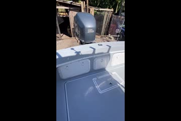Whitewater 25-CENTER-CONSOLE video