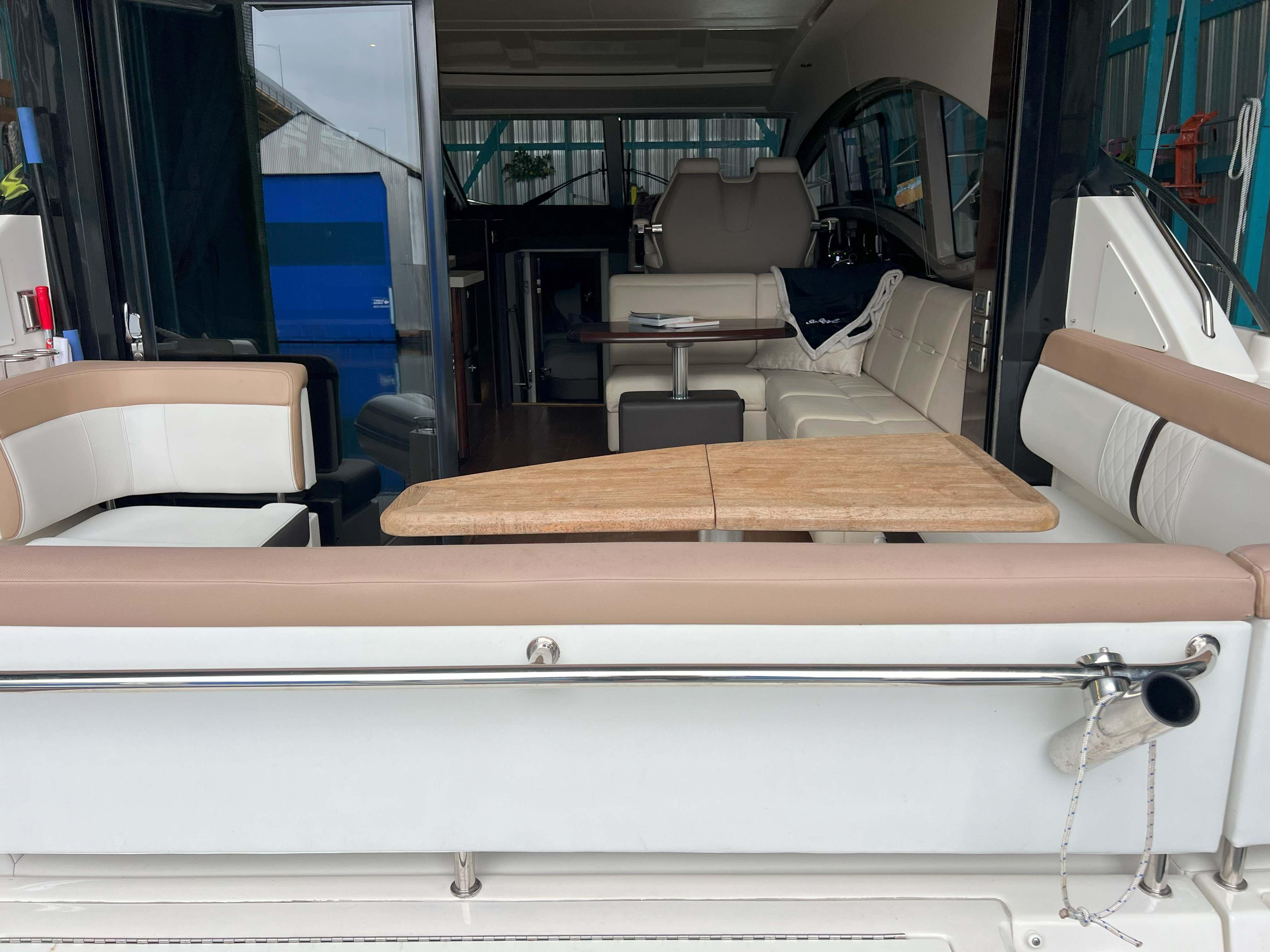 2017-sea-ray-400-sundancer-power-9825214-20250623130121566-1