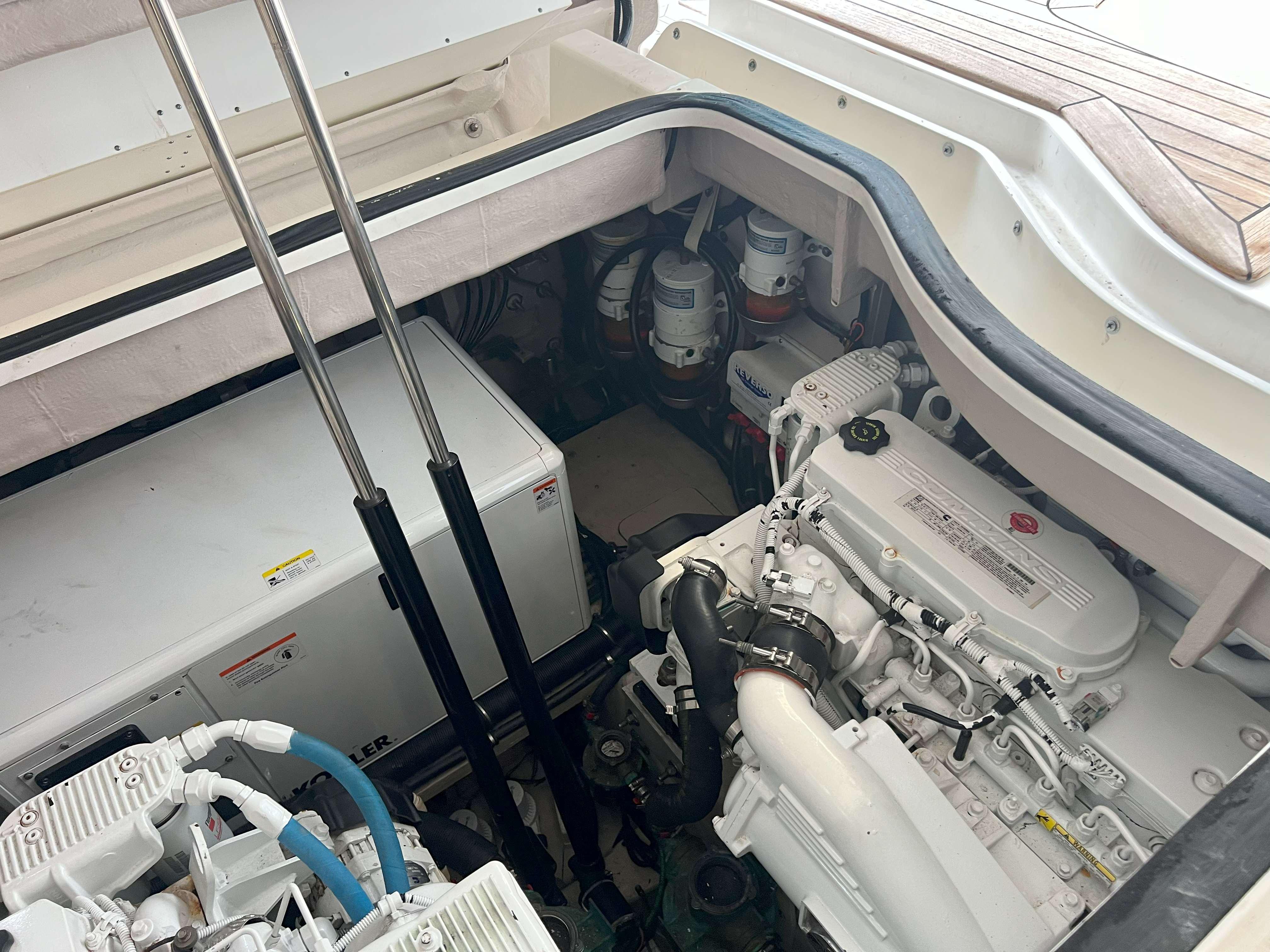 2017-sea-ray-400-sundancer-power-9825214-20250623130328514-1