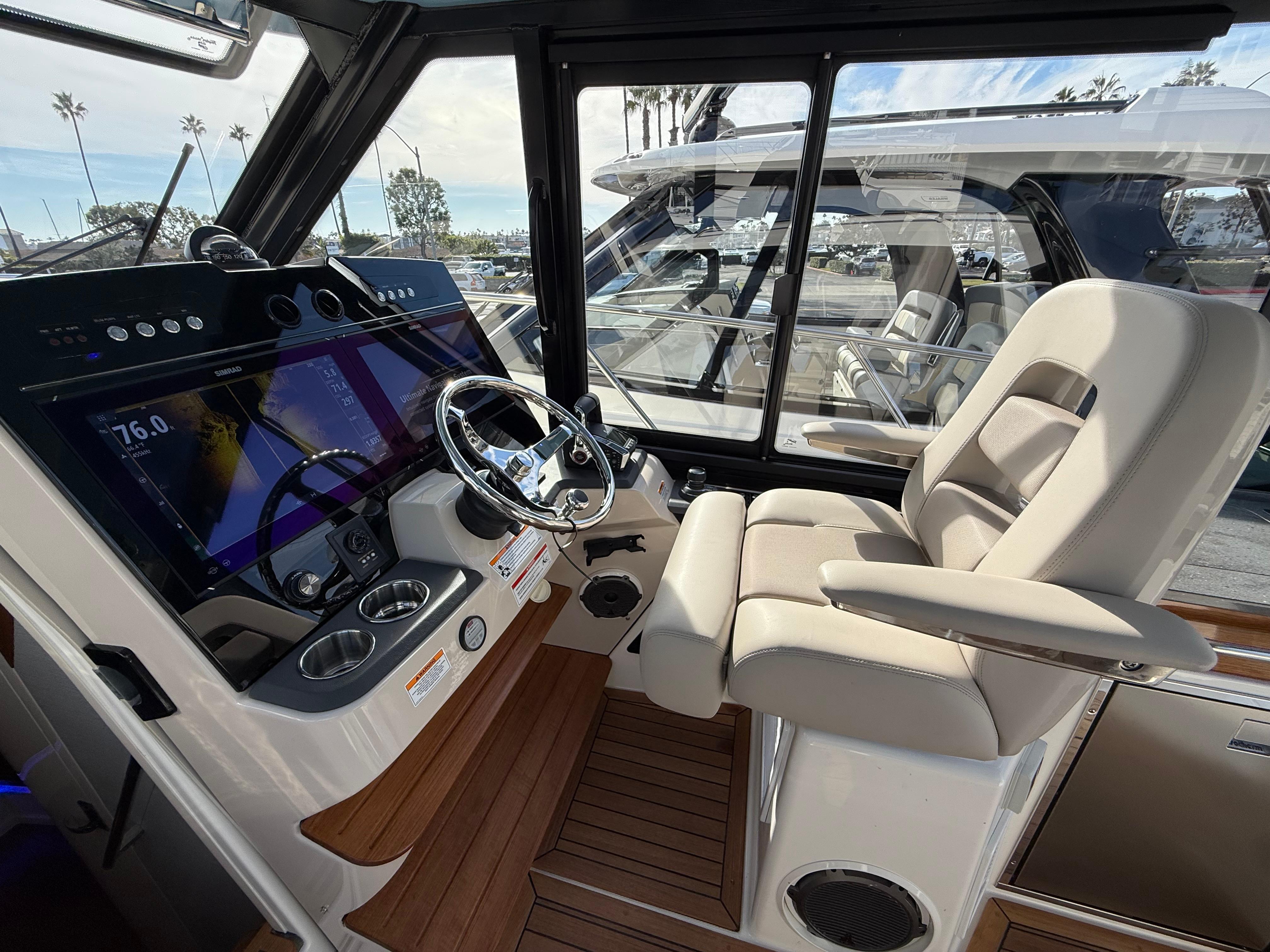 2025 Boston Whaler 365 Conquest #BW0008F inventory image at Sun Country Marine Group, Newport Beach 2025 Boston Whaler 365 Conquest #BW0008F inventory image at Sun Country Marine Group, Newport Beach