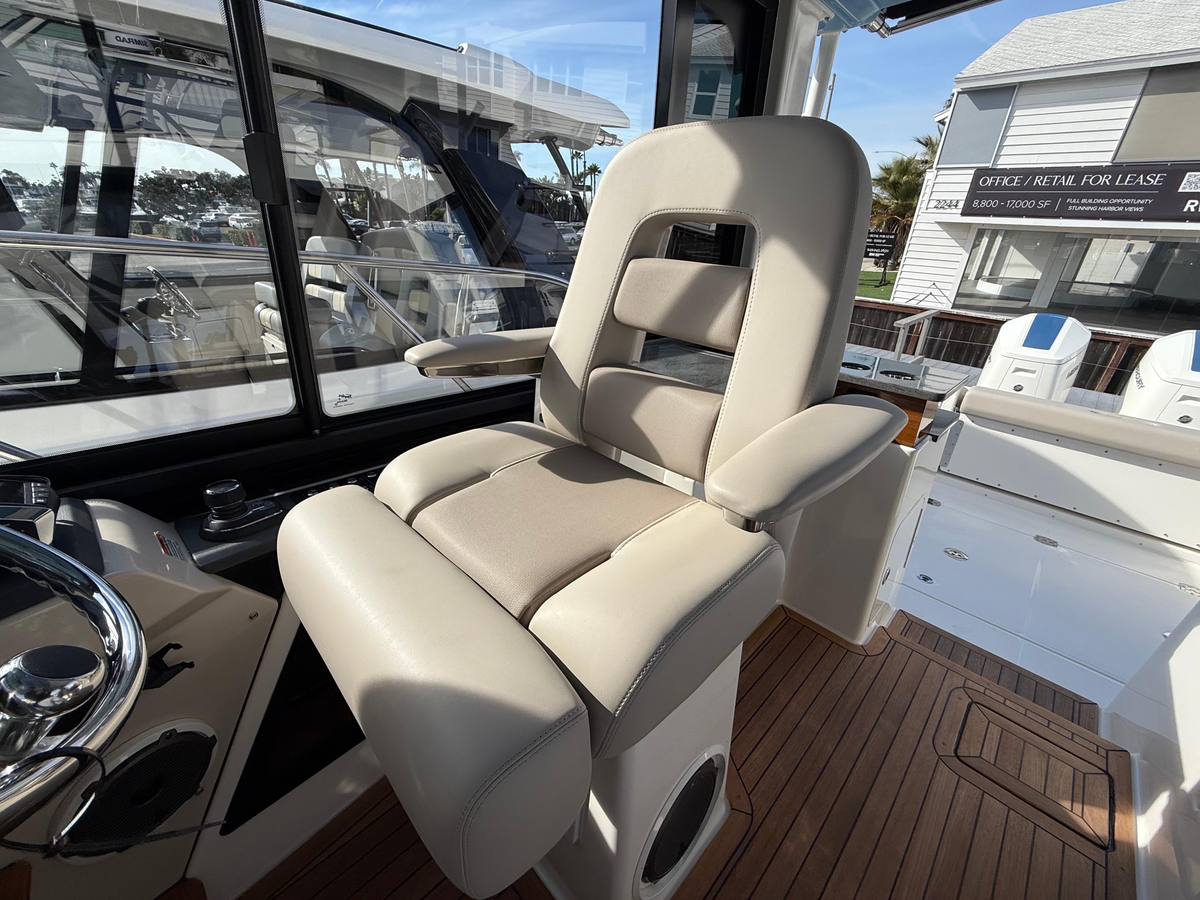 2025 Boston Whaler 365 Conquest #BW0008F inventory image at Sun Country Marine Group, Newport Beach 2025 Boston Whaler 365 Conquest #BW0008F inventory image at Sun Country Marine Group, Newport Beach