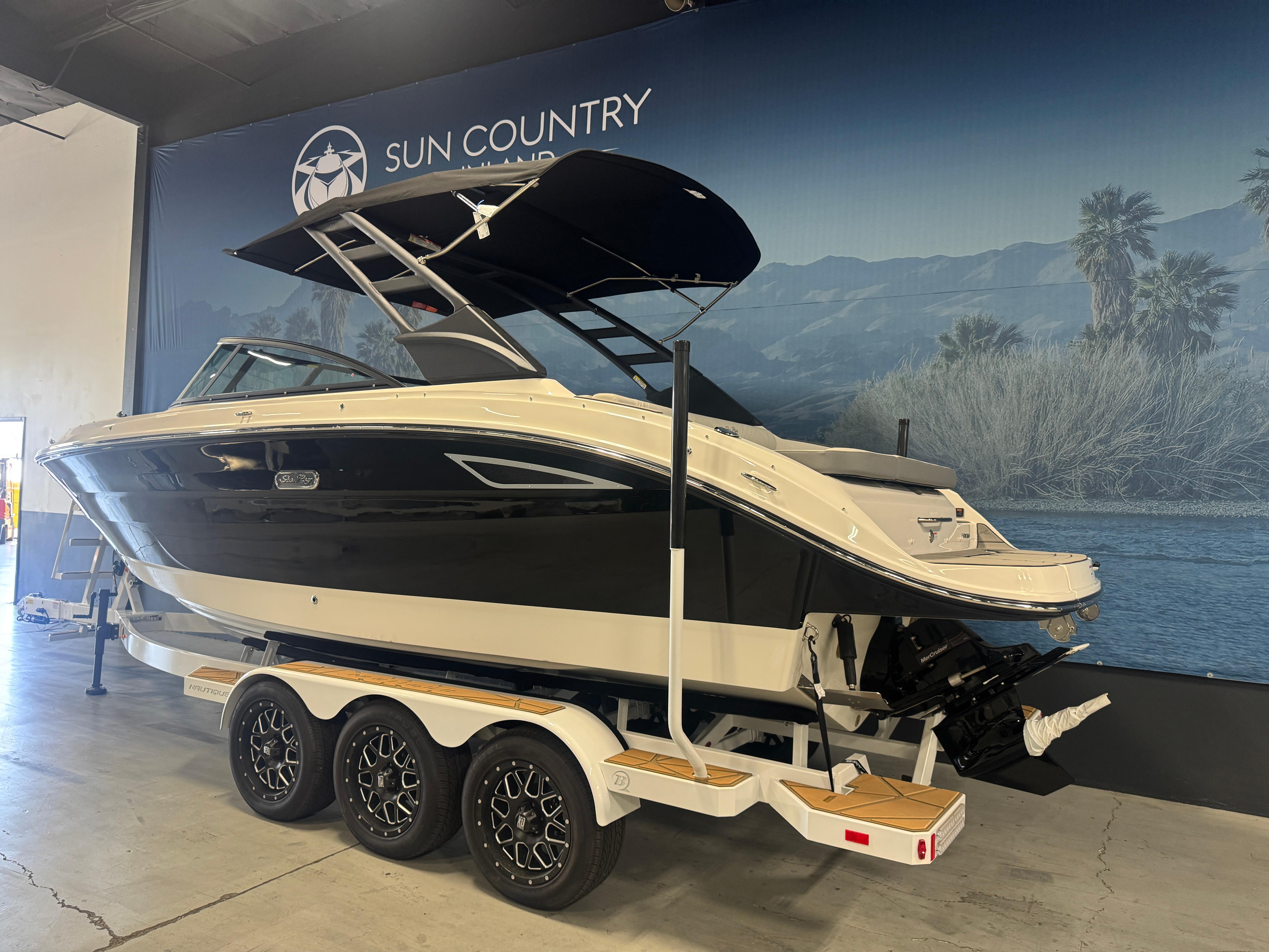 2025 Sea Ray SDX 250 #S1495J inventory image at Sun Country Marine Group, Irvine 2025 Sea Ray SDX 250 #S1495J inventory image at Sun Country Marine Group, Irvine