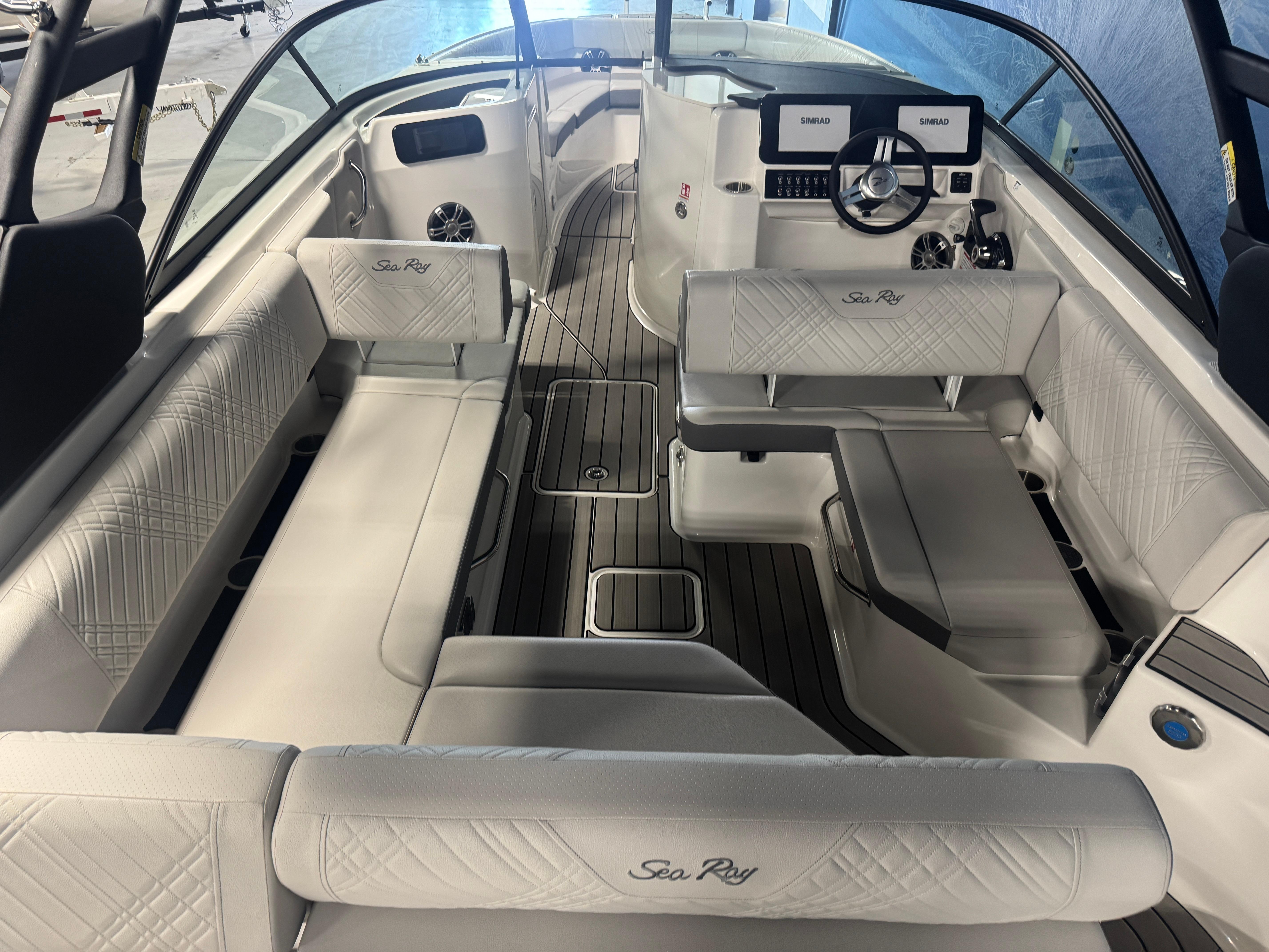 2025 Sea Ray SDX 250 #S1495J inventory image at Sun Country Marine Group, Irvine 2025 Sea Ray SDX 250 #S1495J inventory image at Sun Country Marine Group, Irvine