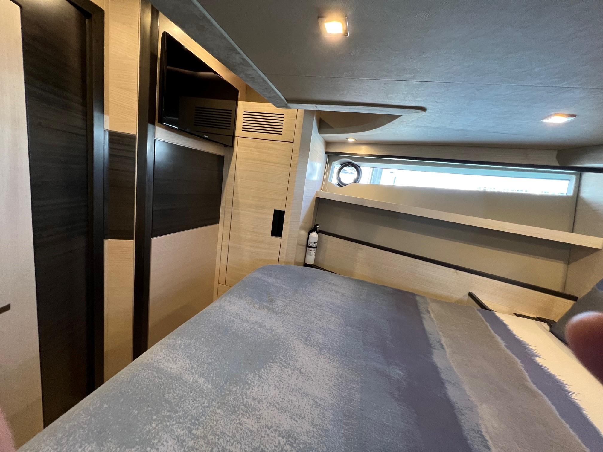 Okean 50 - Jacki - VIP Stateroom