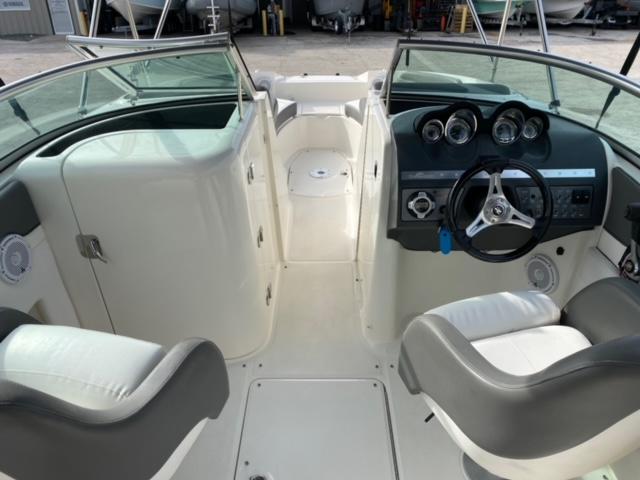 2011 Sea Ray 260 Sundeck