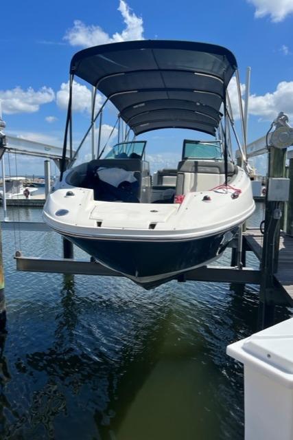 2011 Sea Ray 260 Sundeck