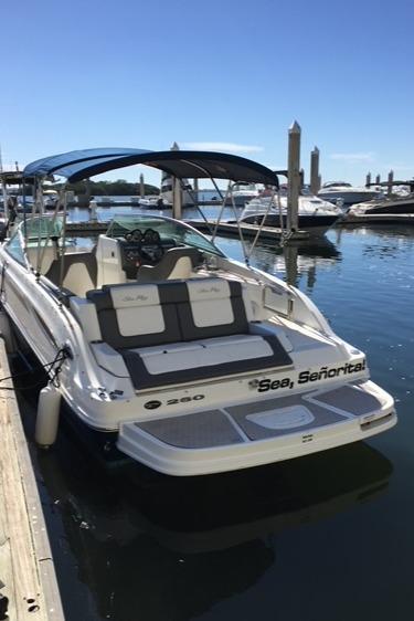 2011 Sea Ray 260 Sundeck