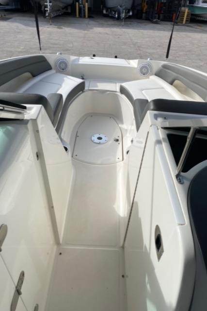 2011 Sea Ray 260 Sundeck