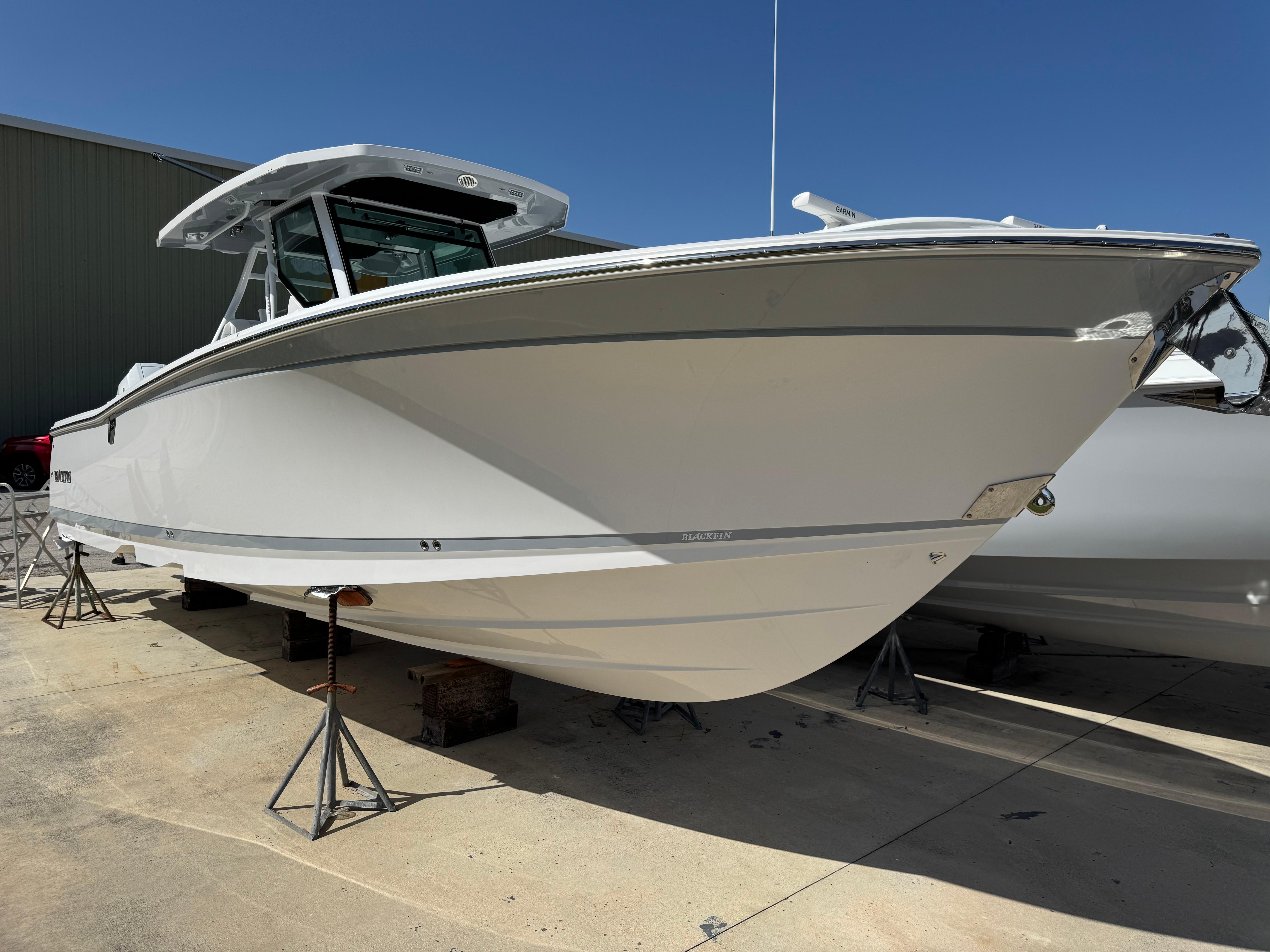 Blackfin-332 CC 2025 -FL-US-9755228 | Thumbnail