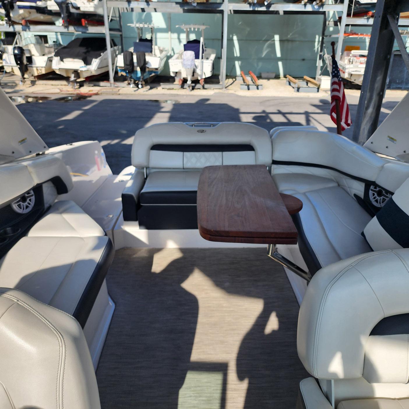 2018-regal-26-fasdeck-power-9705203-20250305101154661-1_XLARGE