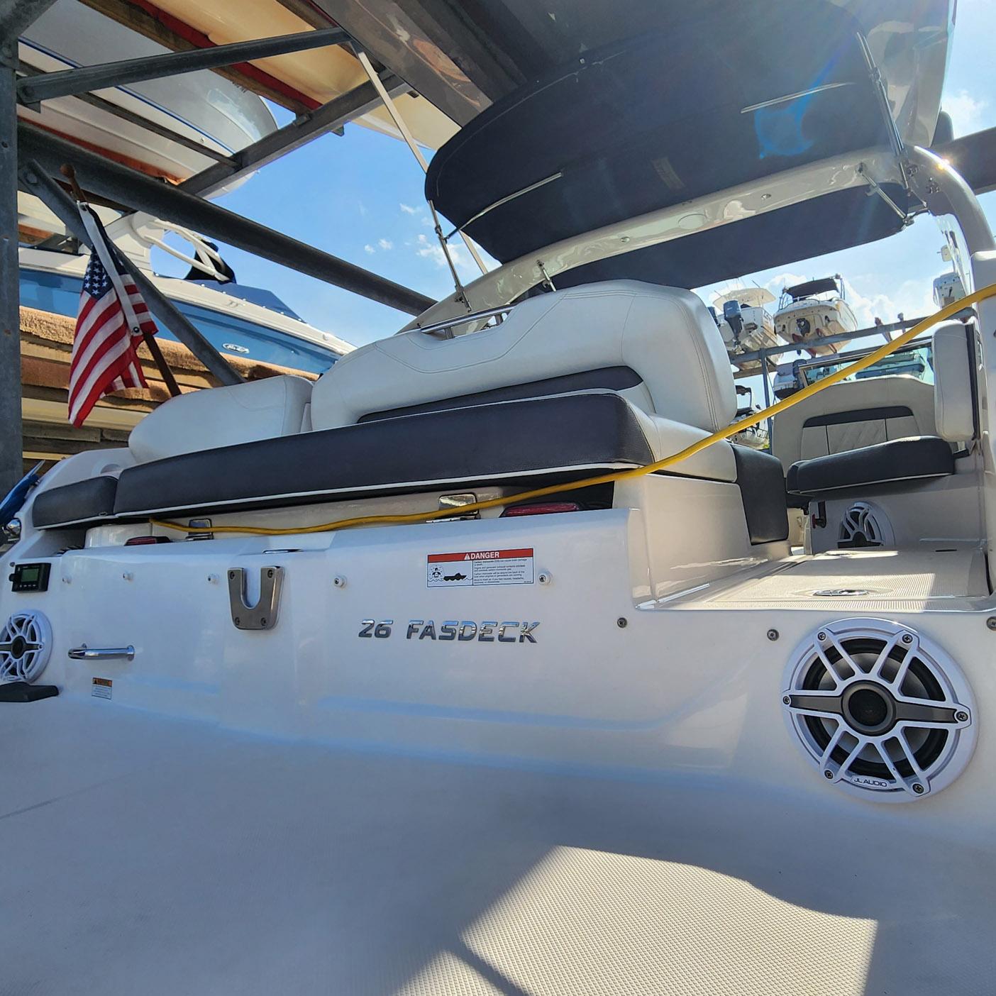 2018-regal-26-fasdeck-power-9705203-20250305101155706-1_XLARGE