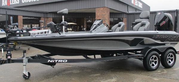 2021 Nitro boat for sale, model of the boat is Z20 Pro & Image # 1 of 13