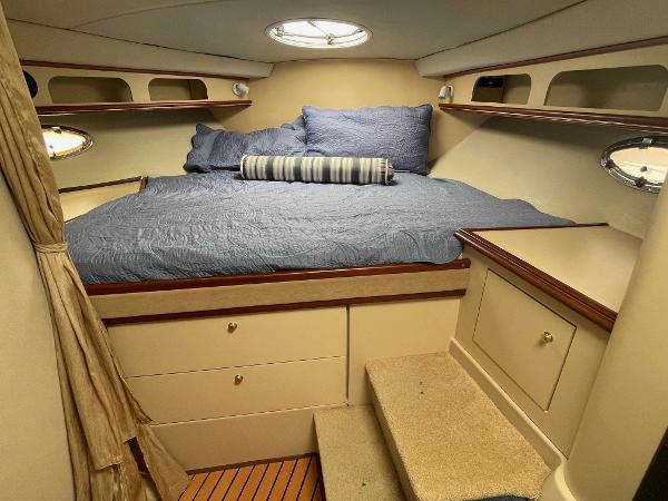 37' Cruisers Yachts, Listing Number 100898649, Image No. 6