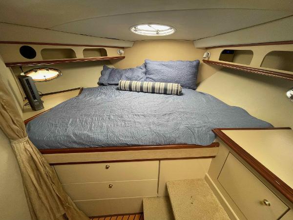 37' Cruisers Yachts, Listing Number 100898649, Image No. 21