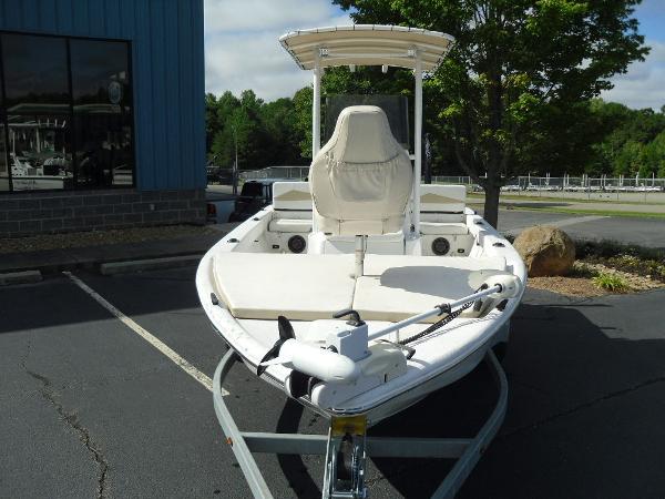 2019 Key Largo boat for sale, model of the boat is 206 Bay Boat & Image # 2 of 18