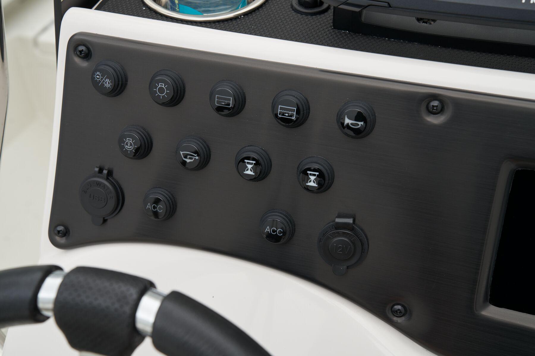 2025 Ranger RB210 Gallery