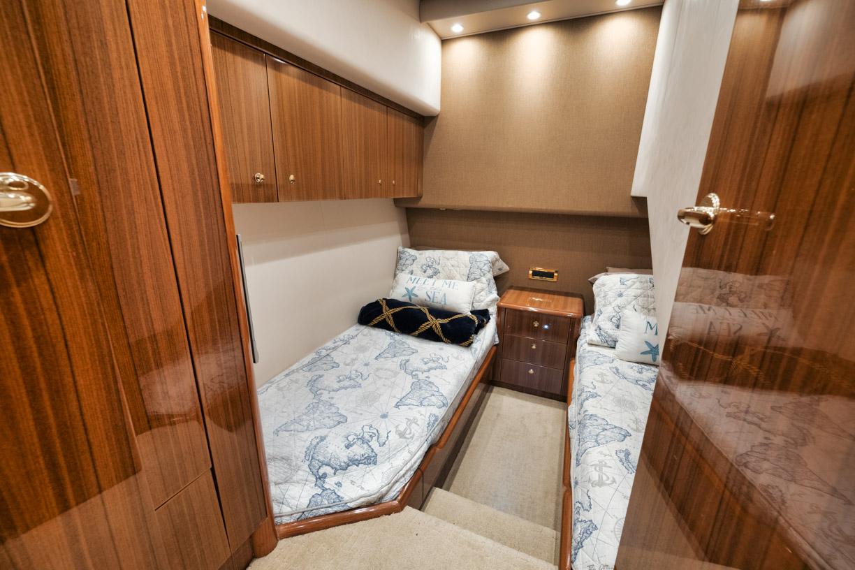2007 Viking 64 Convertible  Guest Stateroom 1