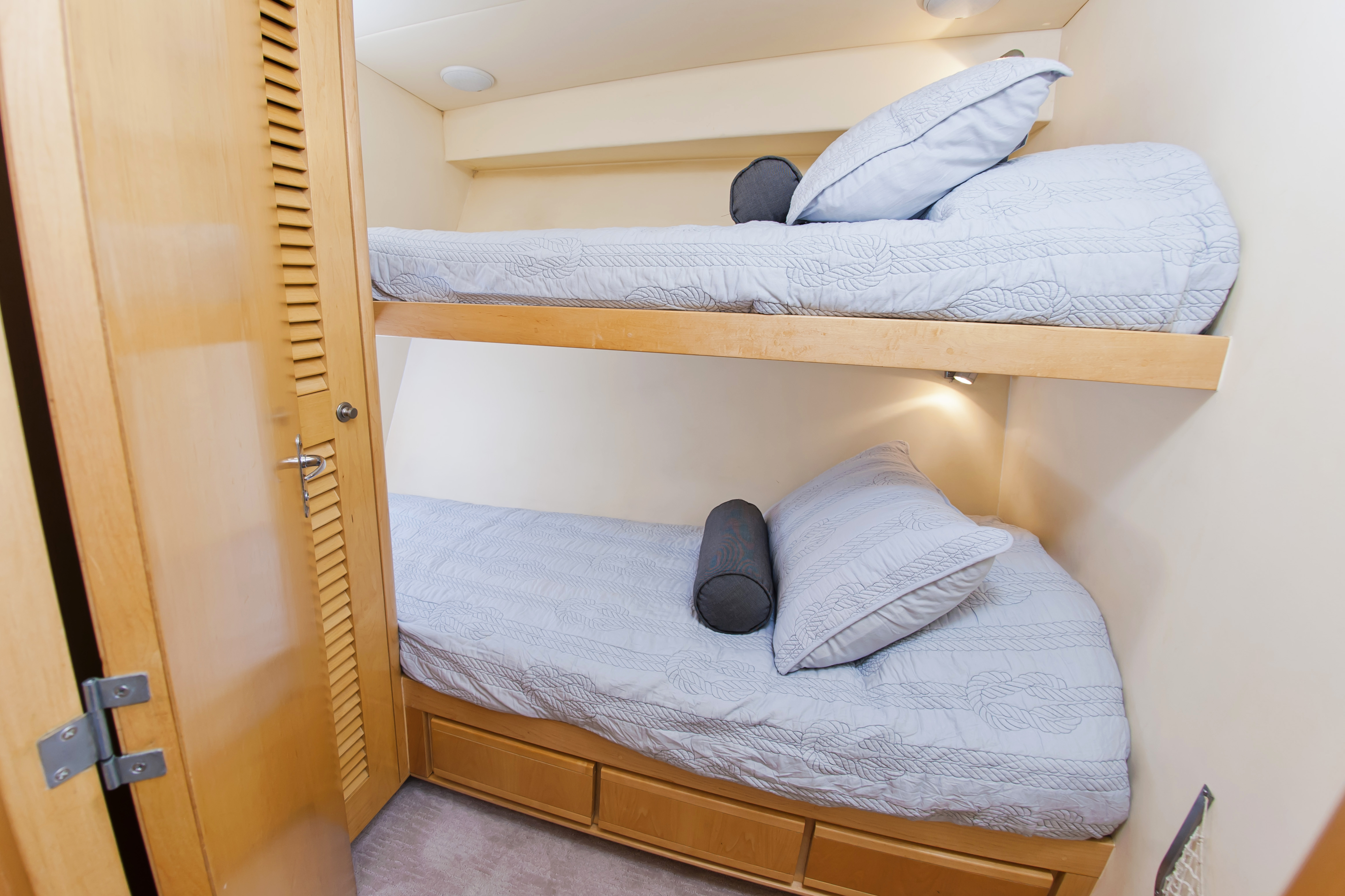 HELLO DOLLY Yacht Brokers Of Annapolis HELLO DOLLY Yacht Brokers Of Annapolis