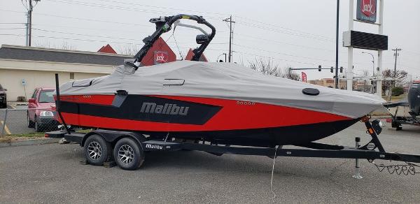 2021 Malibu boat for sale, model of the boat is 23 MXZ & Image # 2 of 6