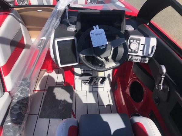2021 Malibu boat for sale, model of the boat is 23 MXZ & Image # 4 of 6