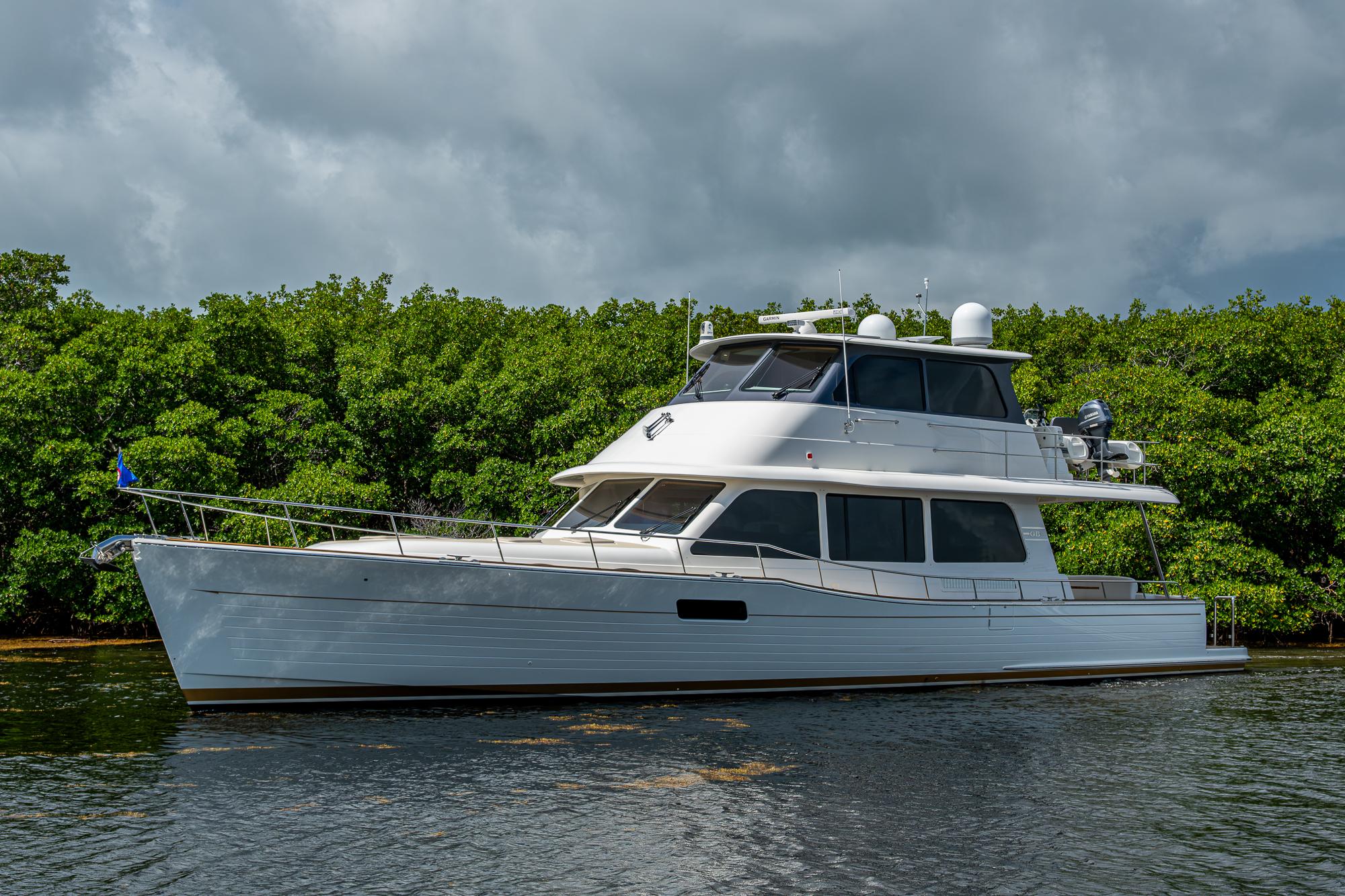 yacht-image