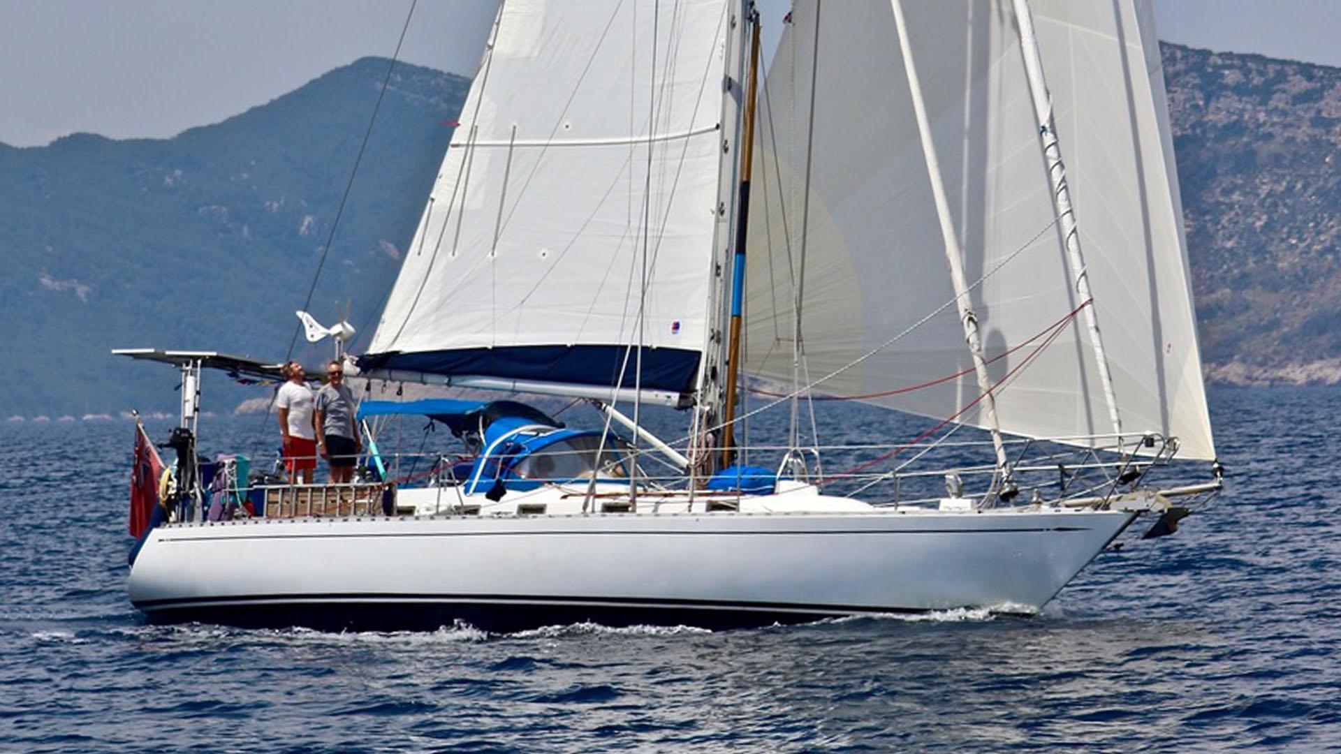 hylas 47 sailboat data