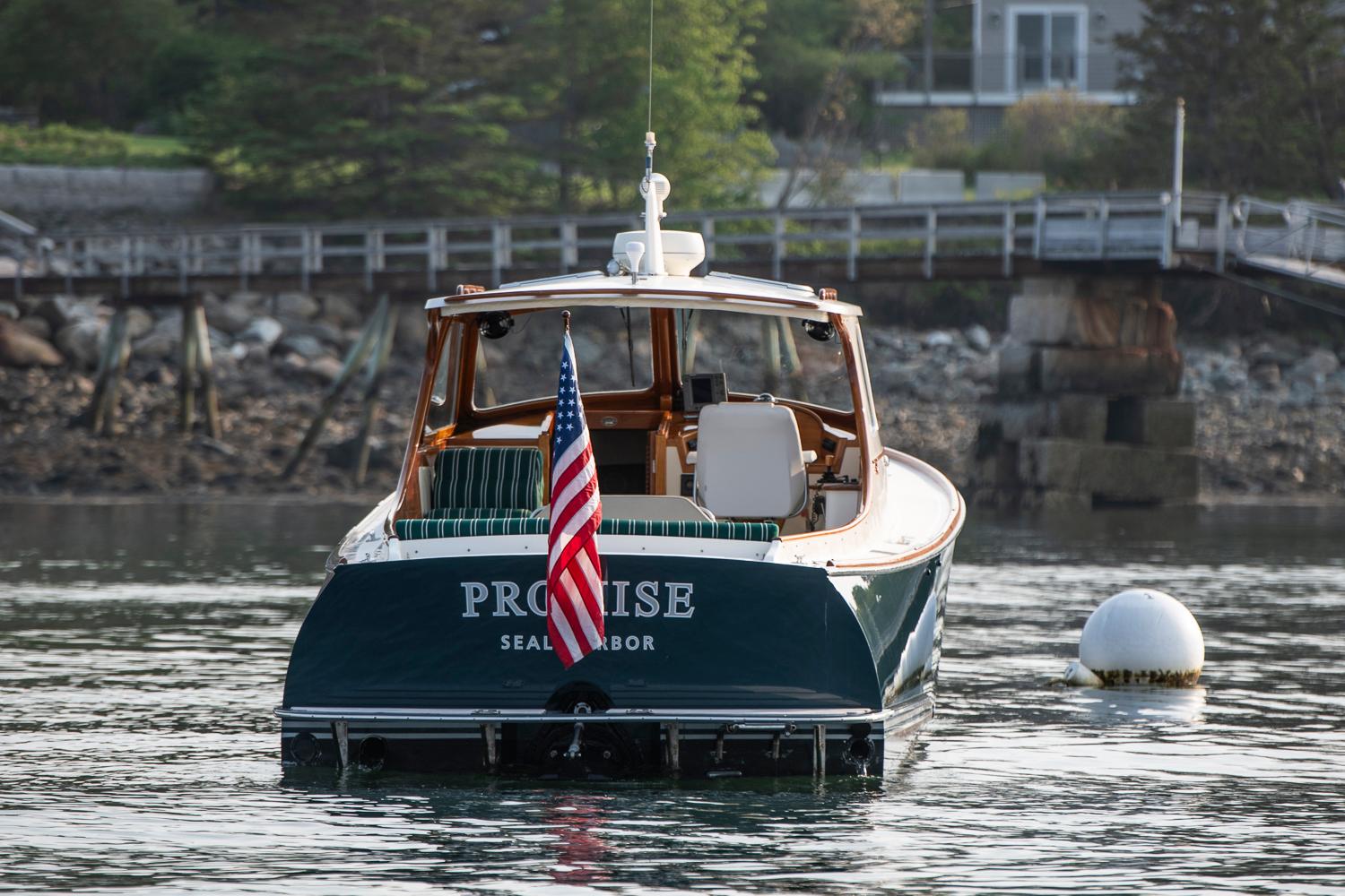 Hinckley-Picnic Boat 2000-PROMISE RI-US-9835271 | Thumbnail