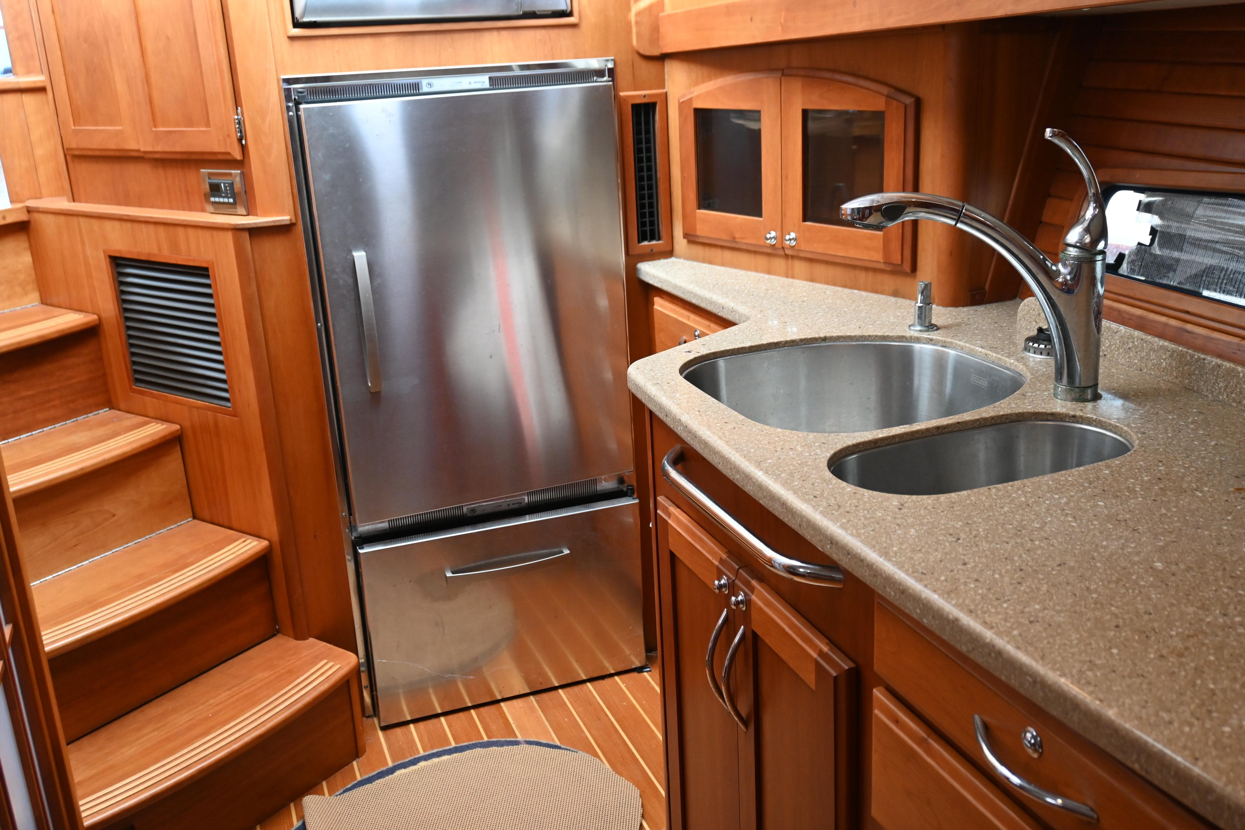 2012 Sabre 48 salon express