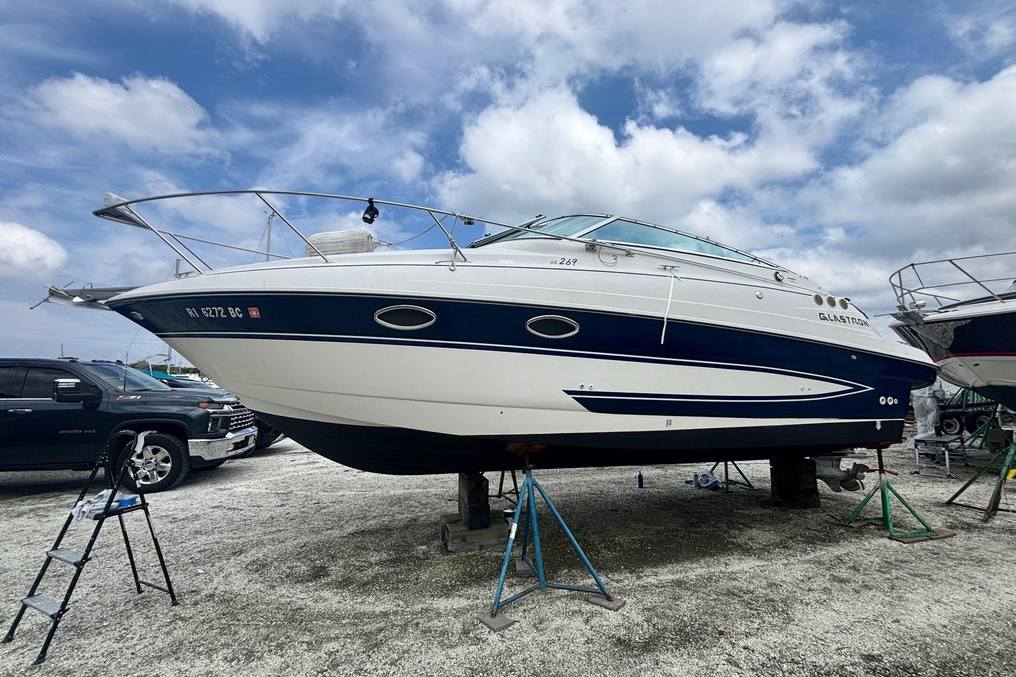 2006 Glastron GS 269 10