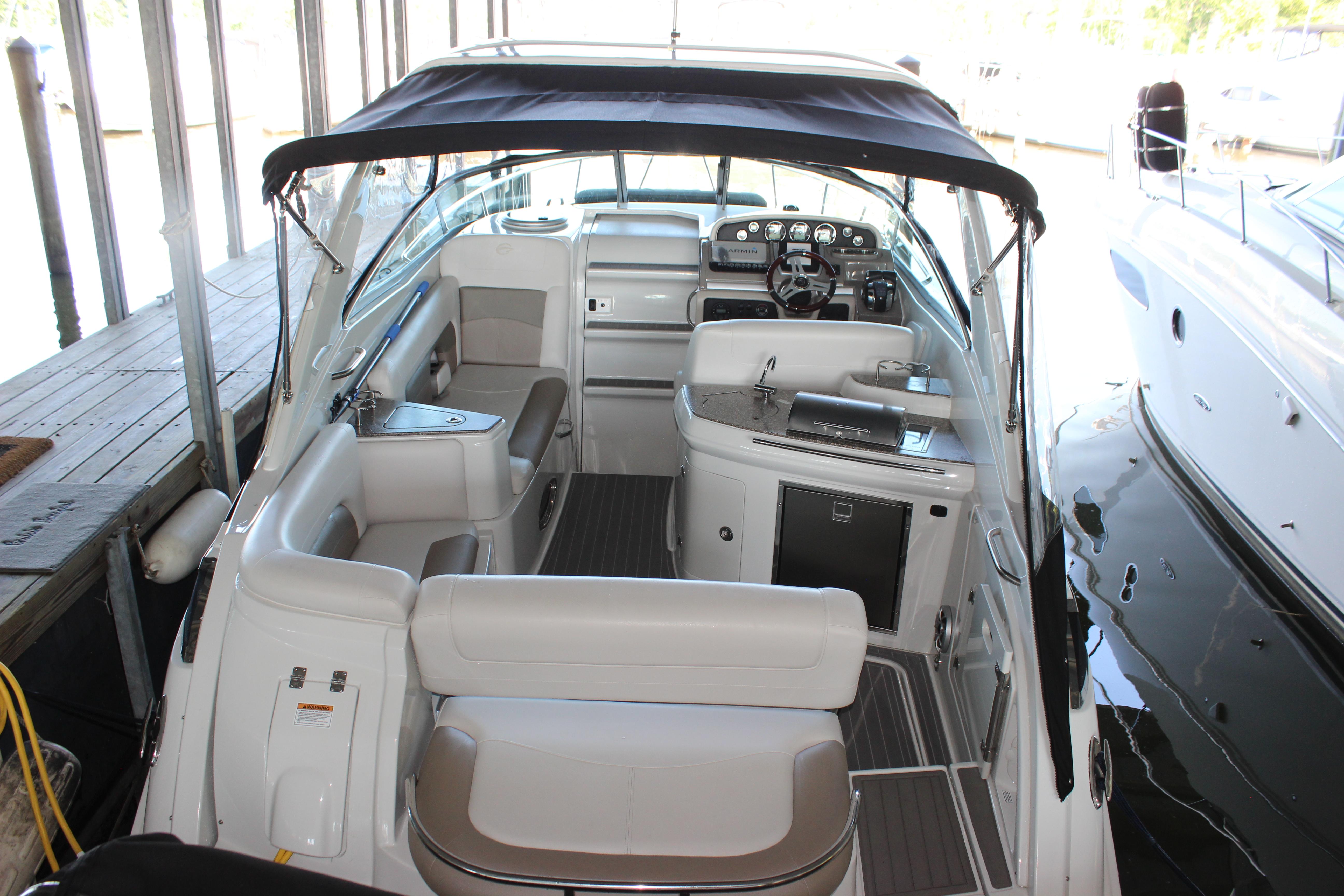 2021-crownline-294-cr-power-9785274-20250507081134979-1_XLARGE