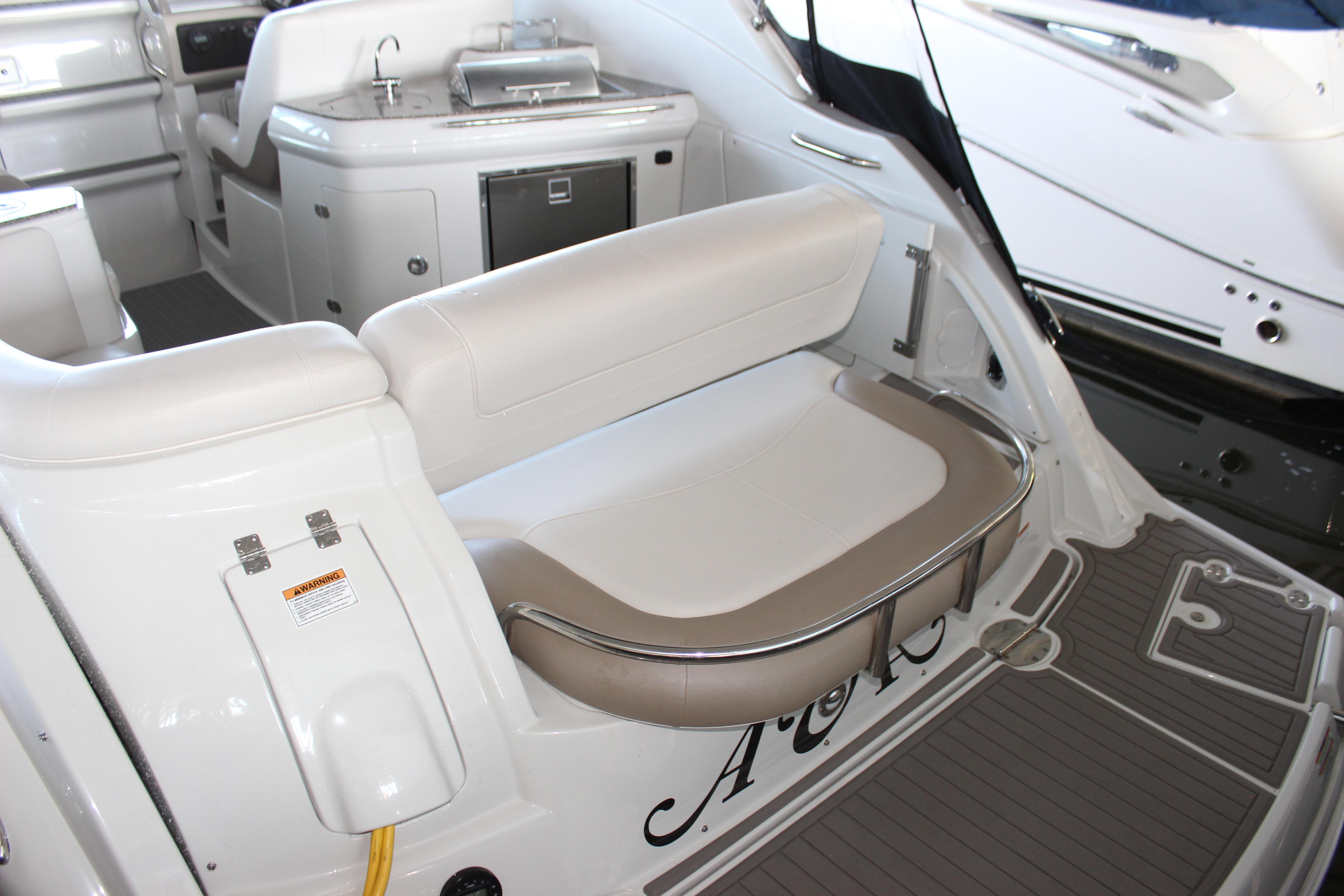 2021-crownline-294-cr-power-9785274-20250507081150995-1_XLARGE