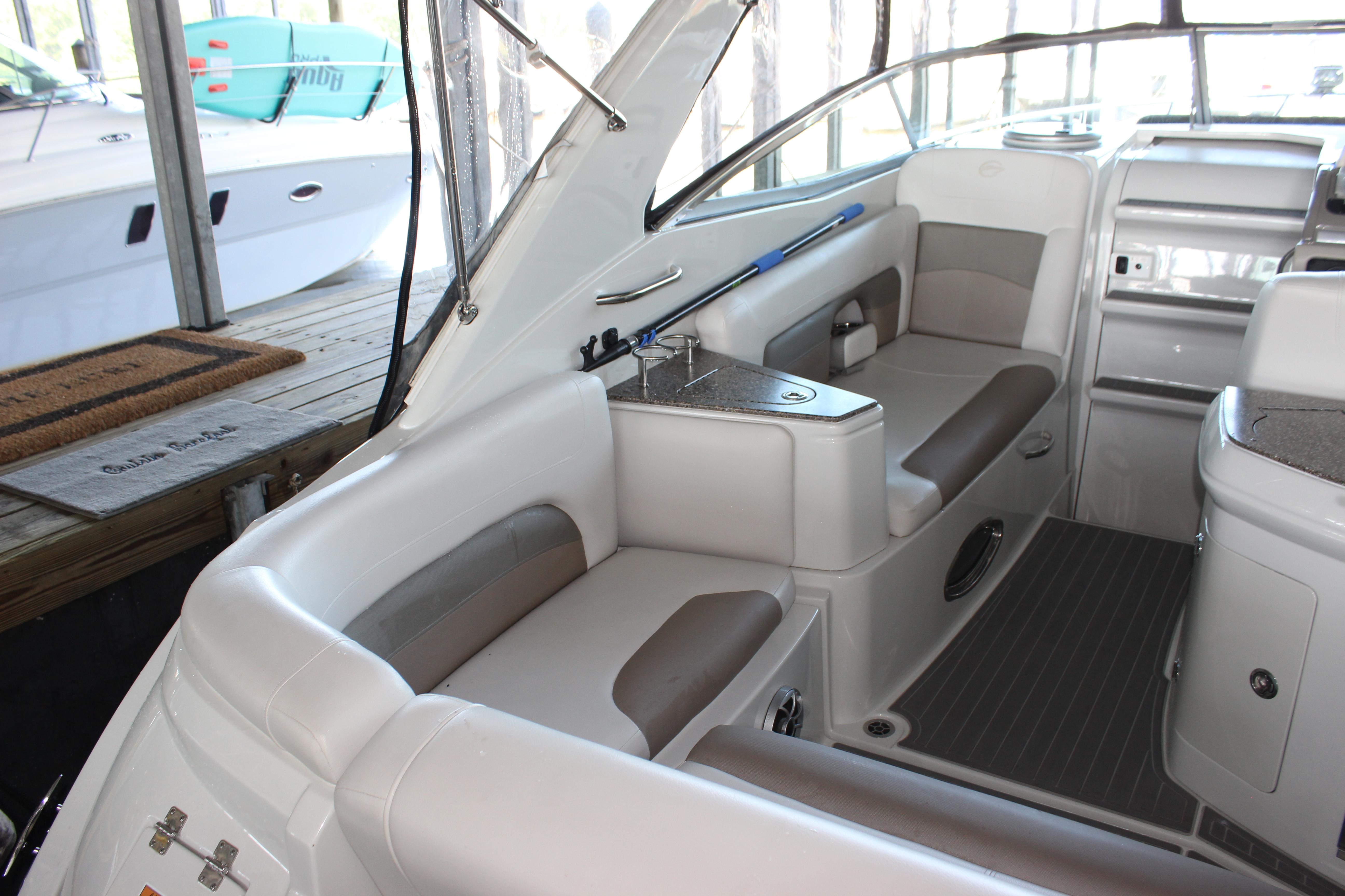 2021-crownline-294-cr-power-9785274-20250507081155014-1_XLARGE